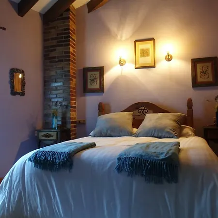 Llar De Cosme * Касо